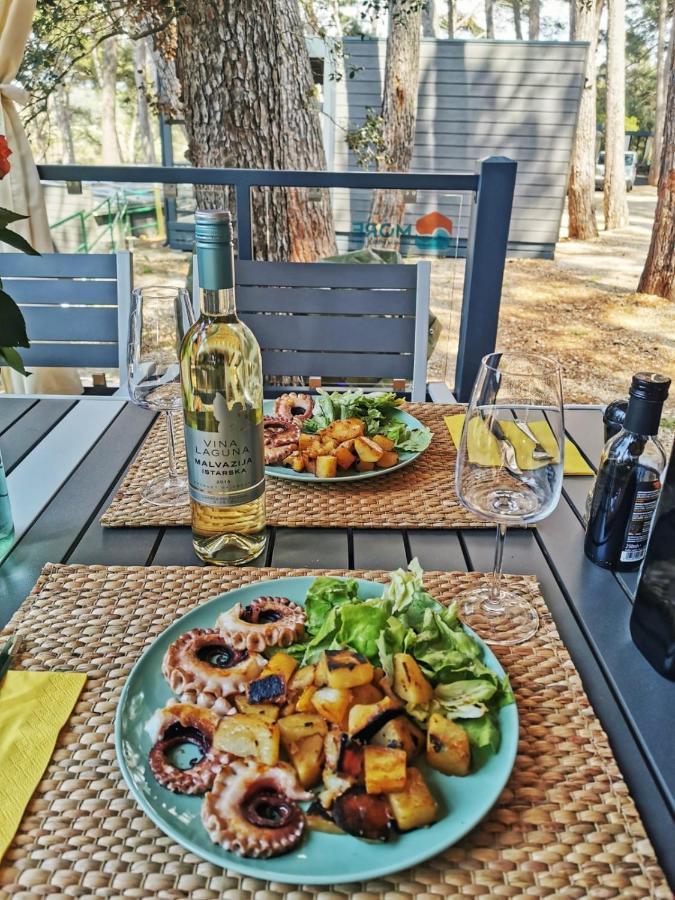 רוביני Mobile Home More Porton Nature Hideouts מראה חיצוני תמונה